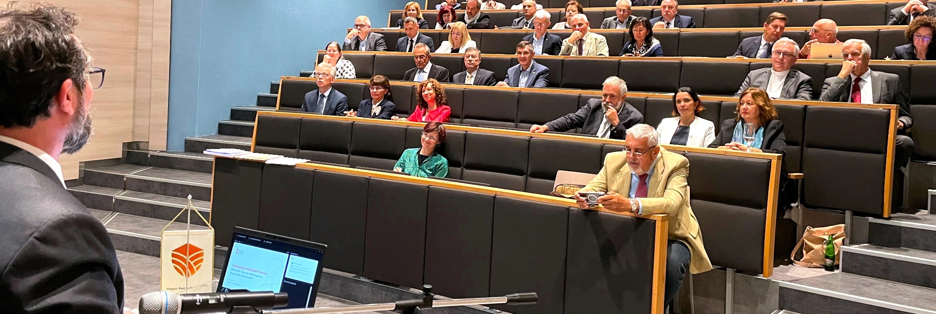 1920x645px_plenum_nje